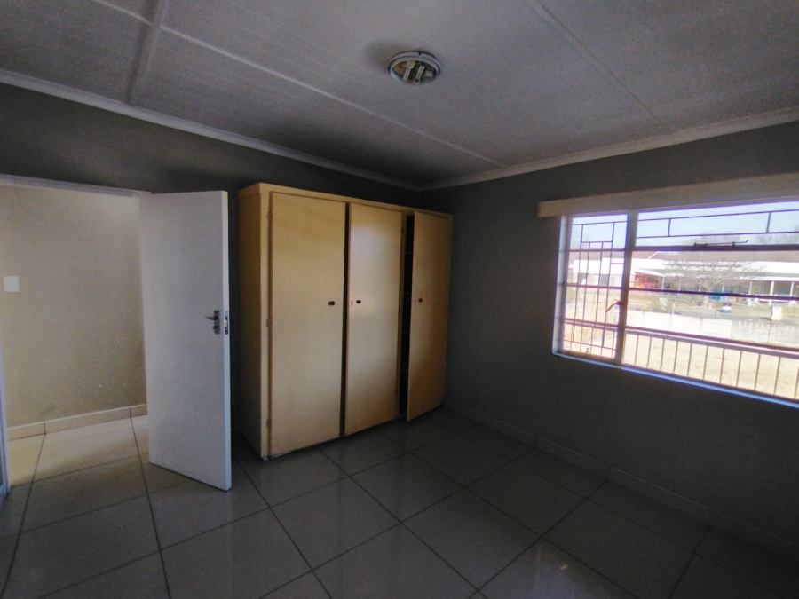 To Let 2 Bedroom Property for Rent in Harrismith Free State